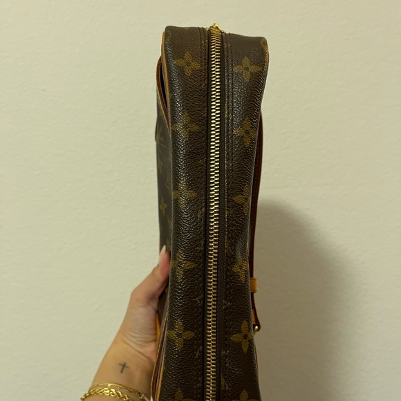 Authentic Preloved Louis Vuitton Trocadero 27 Monogram - Picture 9 of 9